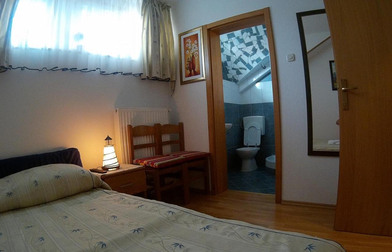 Plitvice Pension Perisic Korenica Exterior photo